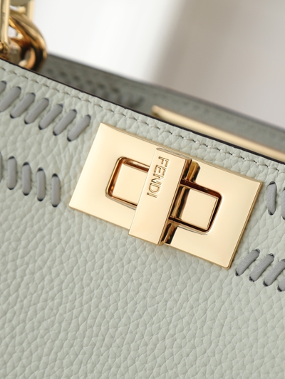 フェンディバッグ細部ディテール